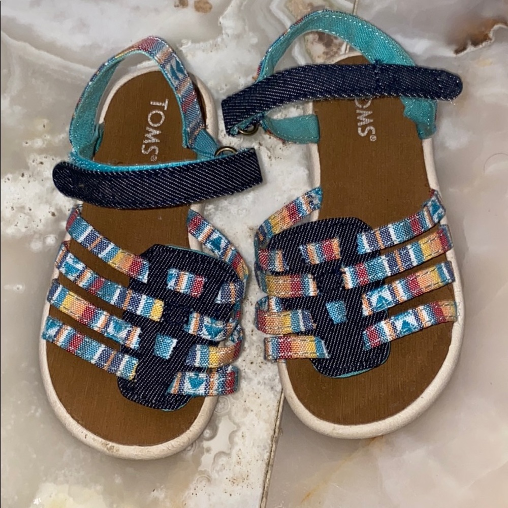 Toms sandal size 8